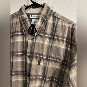 Columbia Brown Plaid Casual Shirt